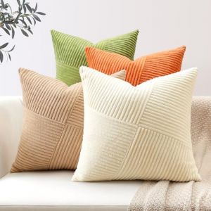 Sungeek Ensemble de 4 housses de coussin d&eacute;coratives en velours c&ocirc;tel&eacute; boh&egrave;me pour ferme de style campagne, carr&eacute;es, &agrave; assortir, pour jeter sur canap&eacute;, fauteuil, chambre, salon, 45 x 45 cm, vert (Sungeek, neuf)