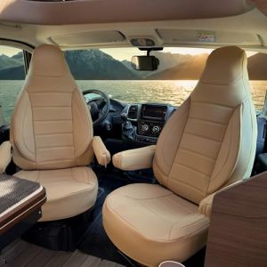 Auto Interieur Meester Lot de 2 housses de si&egrave;ge pour Fiat Ducato, camping-car, pour conducteur et passager, avec housses d'accoudoir, pour P&ouml;ssl, Knaus, Adria, Carthago - En cuir synth&eacute;tique Beige (Auto interieur meester, neuf)