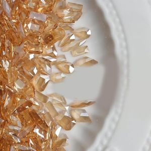 50pcs En Inférieur Pointu Strassons Mini-diamant Charmes En Diamant Crystal Bijoux Accessoires De Décoration Manucure Bricolage (YANgand, neuf)