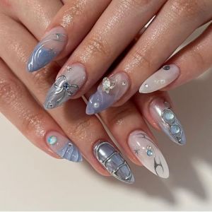 Faux Ongles Court MouyouGlow,Amande Blanc Baby Bleu French 3D Noeud Étoile Strass Noeud Y2K Press on Nails avec Colle à Ongles,Almond Blue Dégradé Fake Nails (Mijisuper1985, neuf)