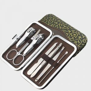 Lot de 7 outils de coupe des ongles en acier inoxydable - Kit professionnel de coupe - Coupe-ongles - Pour peaux mortes - Fourchette - Cuill&egrave;re d'oreille (acier inoxydable, chrom&eacute; antirouille) (FMDstore, neuf)