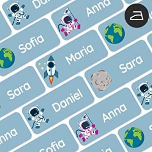 My Nametags&reg; 56 &Eacute;tiquettes Thermocollantes Personnalis&eacute;es | &Eacute;tiquettes V&ecirc;tement Enfant &agrave; Repasser Imperm&eacute;ables et Lavables en Machine | Pour l'&Eacute;cole, la Cr&egrave;che ou la Maison de Retraite | Espace, Bleu (My Nametags, neuf)