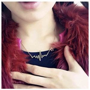 Dervivea Boho Heartbeat Collier Choker Lifeline Pulse Pendentif Collier Argent Amour Coeur Collier Minimaliste Électrocardiogramme Collier Chaîne Bijoux pour Femmes et Filles (Dervivea, neuf)