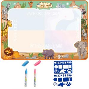 Aqua Doodle - Tapis de peinture &agrave; l'eau - Avec stylo &agrave; eau - R&eacute;utilisable - Jouet &eacute;ducatif pour filles et gar&ccedil;ons - Avec 4 mod&egrave;les et 2 stylos - Cadeau d'anniversaire pour enfant (IFweyiqqy, neuf)