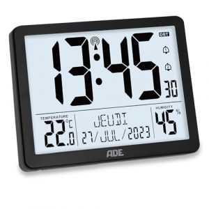 ADE Horloge radiopilotée numérique XL avec très Grands Chiffres | Horloge de Table/Horloge Murale avec 2 Heures de réveil et éclairage | thermomètre hygromètre | Cadre étroit en Noir Mat (GRENDS GmbH – Great Brands & Trends, neuf)