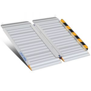 LIEKUMM Rampe de fauteuil roulant, 61 x 77 cm, charge maximale : 450 kg, pliable, en aluminium, pour escaliers, marches, trottoirs, rampe de seuil pour fauteuil roulant électrique, poussette (Liekumm, neuf)