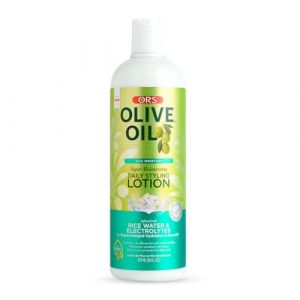 ORS Max Moisture Lotion - Lotion coiffante hydratante 473 ml avec huile de coco, d'olive et acide hyaluronique pour hydratation intense et élasticité renforcée (Operator One, neuf)