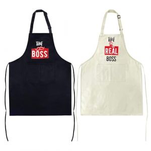 BETESSIN 2Pi&egrave;ces Tablier de Cuisine Chef Couple Apron The Real Boss Motif avec Poche pour Fian&ccedil;ailles Mariage Anniversaire Barbecue M&eacute;nage Familial(Noir et Beige) (SaEnkeji, neuf)