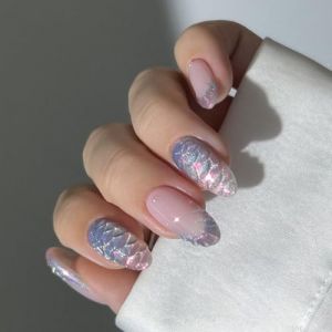 Faux ongles courts en ABS motif vagues fran&ccedil;aises pour lieu de travail, vacances, &eacute;v&eacute;nement, motif &eacute;cailles de poisson, faux ongles courts en amande (GuangZhouQiRanKeJiYouXianGongSi, neuf)