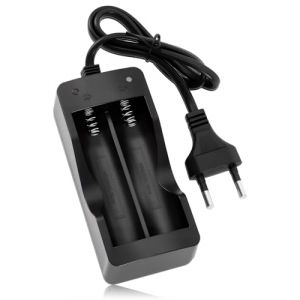 Chargeur Accu 18650, 2 Fentes Indépendantes, Chargeur Piles Rechargeable Li-ION 3.7V Compatible 18650 18490 18350 18500 17500 16340 14500, avec Chargeur de Batterie à LCD Affichage (XiangFengYu, neuf)