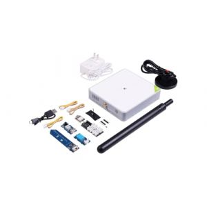 SenseCAP Passerelle d'int&eacute;rieur LoRaWAN multi-plateforme M2 (SX1302) &ndash; US915. Une passerelle LoRaWAN standard compatible avec AWS, TTN, ChirpStack, etc. (Kit de d&eacute;marrage SenseCAP LoRaWAN) (NGW Electronics, neuf)