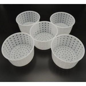Lot de 5 pi&egrave;ces.Faisselles/moules 900 g pour fromage, ricotta, etc (STEXFIT, neuf)