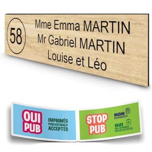 DECOHO - Plaque Boite aux Lettres personnalisée adhésive - PMMA Effet Bois Clair Lettres Noires - 100x25 mm 3 Lignes + Stickers Stop PUB - Marron (DECOHO, neuf)
