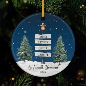 Cadeau Plus Ornement Personnalisé - Lampadaire Noël De Famille - Décoration de Noël pour Famille, Boules de Noel personnalisées, Déco de noël avec prénom, Ornement Noel personnalisé (Modèle #3) (CADEAUPLUS, neuf)