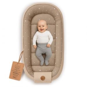 Totsy Baby R&eacute;ducteur de Lit B&eacute;b&eacute; 65x120cm Cocon en Gaufre de Coton Polyvalent pour Couffin Nid d'ange et Naissance id&eacute;al pour gar&ccedil;ons et Filles Beige avec &eacute;toiles Blanches (ASE Sp&oacute;łka Akcyjna, neuf)