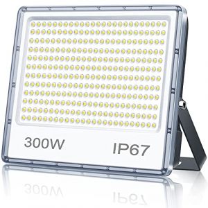TASINUO Projecteur LED Exterieur 300W, 30000LM Spot LED Extérieur Avec Transformateur, IP67 Imperméable 7000K Blanc Froid Éclairage de Sécurité D'extérieur Pour Terrasse Jardin Stade Usine Garage (JUPAIEU, neuf)