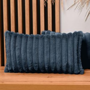 MG Design Lot de 2 Housses de Coussin 30 x 50 cm Bleu Marine &ndash; Fausse Fourrure &agrave; Long Poil avec surpiq&ucirc;res, Douces et d&eacute;coratives pour canap&eacute; et Salon (MGDESIGN, neuf)