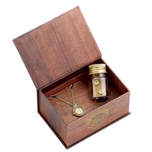 Harry Potter Hermione Potions Coffret cadeau avec collier et boucles d'oreilles à tige Retourneur de temps, taille unique, Zinc, Pas de gemme (coseon-de, neuf)