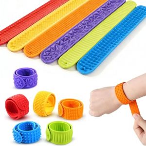 Bracelet Anti Stress - 6Pcs Jouets Sensoriels en Silicone Textur&eacute; &agrave; Porter au Poignet, Outil Anti-Stress pour Adulte et Enfant, pour &Eacute;cole, TDAH, Bureau et Gestion de l&lsquo;Anxi&eacute;t&eacute; (RONZHH, neuf)