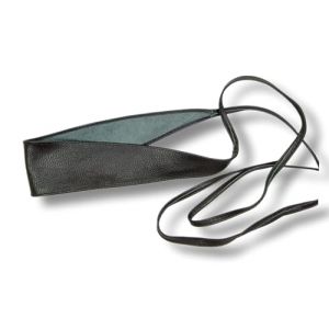 Générique Ceinture femme a nouer, Obi en Véritable Cuir Ceinture pour robe, tunique,sans boucle (Noir grainé) (Eurodeal10, neuf)