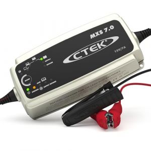 CTEK MXS 7.0 Chargeur de batterie enti&egrave;rement automatique (charge, entretien et reconditionnement des batteries de voiture, caravane et camping-car) 12 V, 7 A &ndash; Prise britannique, noir (RDLB, neuf)