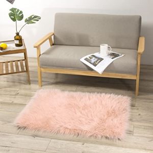 Teppich W&ouml;lkchen Tapis en Fausse Fourrure d'agneau et Peau de Mouton - Carpette Moelleuse pour Chambre &agrave; Coucher, Salon, Cr&egrave;che - Jet de Divan de D&eacute;coration Chaise - Rose - 60x90cm - Rectangle (ADAMOA GmbH, neuf)