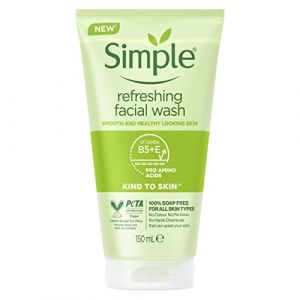 Simple Doux pour la peau, le lot comprend un gel nettoyant pour le visage de 150 ml, un hydratant léger de 125 ml, un masque de 21 ml et des lingettes nettoyantes pour le visage (Direct Care ltd, neuf)