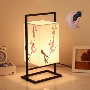RIAMTGCX Lampe de chevet de chambre japonaise Lampe de bureau industrielle avec cadre en métal noir Abat-jour en tissu carré Lampe de table pour chambre (variateur d'ambiance, fleur de prunier) (TONG YUE SH0P, neuf)