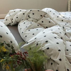 Freyamy Housse de Couette 200x200cm+2 Taie d'oreiller 65x65cm Coeur Rayures Blanc Noir Kaki Parure de lit 2 Personnes Adulte Motif du C&oelig;ur Sets de Housse Couette en Microfibre avec Fermeture &Eacute;clair (Mitchell'SZ, neuf)