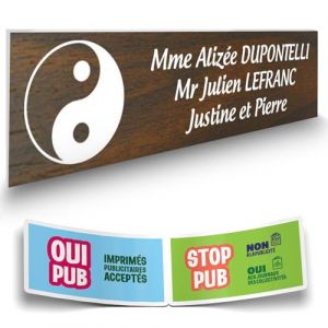 DECOHO - Plaque Boite aux Lettres Personnalisable - Plaque adhésive Plastique 1,6 mm - Jaune Lettres Rouges, Croix Basque - 100x25 mm, 3 - Marron (DECOHO, neuf)