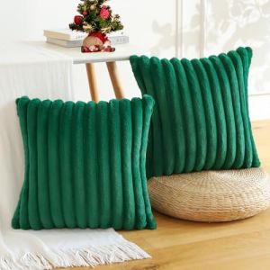 Soleebee Lot de 2 housses de coussin d&eacute;coratives en velours doux en fourrure synth&eacute;tique pour canap&eacute;, chambre &agrave; coucher, maison, voiture, 40 x 40 cm, vert fonc&eacute; (Soleebee, neuf)