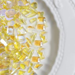 50pcs En Inférieur Pointu Strassons Mini-diamant Charmes En Diamant Crystal Bijoux Accessoires De Décoration Manucure Bricolage (YANgand, neuf)