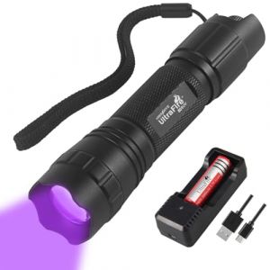 Ultrafire 501UV Lampe de Poche LED UV avec Zoom R&eacute;glable en Continu 395&ndash;405 nm Lumi&egrave;re noire, avec Batterie Rechargeable 3,7V 2600mAh et Chargeur, Petite Lampe Torche Tactique Ultraviolette 5 W (ULTRAFIRE, neuf)