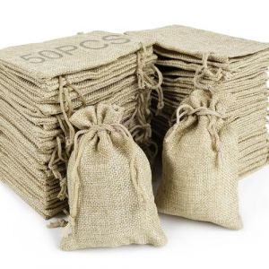 RUBY 50 pi&egrave;ces Petite Sachets en Toile de Jute - 13 X 18cm Pochette Tissu, Sac en Jute Pochon Tissu, Sachet Lavande Vide, Sachet Lin, Deco Pochette Cadeau Mariage (Bella Prime Sociedad Limitada, neuf)