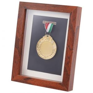 OLYCRAFT Pr&eacute;sentoir &agrave; M&eacute;dailles-Bo&icirc;te &agrave; Ombre- Cadre Photo en Bois Naturel avec Fen&ecirc;tre Transparente pour M&eacute;dailles Militaires &Eacute;tiquettes de Plage &Eacute;pingles &agrave; Bijoux &Eacute;pingles &agrave; Collectionner (OLYCRAFT EU, neuf)