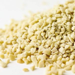 GardenersDream Cacahu&egrave;tes Concass&eacute;es - M&eacute;lange d'Aliments de Qualit&eacute; Sup&eacute;rieure pour Oiseaux Sauvages en Tubs (2.5L) (Gardener's Dream Ltd, neuf)