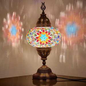 DEMMEX Grande Lampe Turque en Mosaïque – Faite à la Main en Turquie – Verre Coloré de Style Tiffany et Métal Antique Martelé – Lampe Décorative Artisanale pour Salon, Chambre, Bureau – 35 cm (DEMMEXUK, neuf)