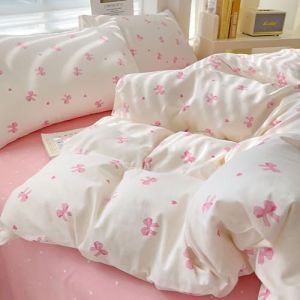 Nyescasa Housse de Couette 220x240 Coton Rose Nœud Papillon et Petit Coeur Rose Romantique Parure de lit Adulte 2 Personnes Oeko-Tex Housse Couette avec Fermeture Éclair et 2 Taies d'oreiller 65x65 cm (Qtienda, neuf)