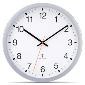 VIVILINEN Horloge Murale Radio Pilotée Silencieuse sans Tic-Tac 30cm Pendule Murale Design Moderne pour Chambre Cuisine Salon Changement d'heure Automatique (Argent, 30cm) (Adonauss, neuf)