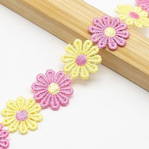 XCSJ 5 Verges 2.5cm Applique &agrave; Coudre Bordures Fleur Broderie Dentelle Ruban Dentelle En Tissu Marguerite Polyester Fleur Ruban Appliques Pour Bandeau De Cheveux, V&ecirc;tements (Jaune, rose) (HaoQing, neuf)