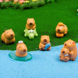 TIutmivo Mini figurines Capybara en résine - Mini figurines Capybara - Décoration miniature - Cochon d'eau - Ornement pour paysage miniature - Jardin miniature (Miosotutu, neuf)