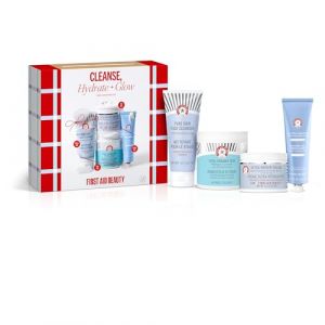 First Aid Beauty Nettoyer, Hydrater & Illuminer &ndash; Kit Essentiels Quotidiens &ndash; 4 Favoris &ndash; Pure Skin Face Nettoyant 56,7g | Facial Radiance Pads 60 | Ultra Repair Cr&egrave;me 113,4g | Rescue Barrier Baume 28 (First Aid Beauty UK, neuf)