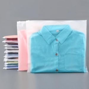 Svaldo Sac de Rangement pour Vetement, 100 Pièces 40 * 35cm Sac Plastique Transparent Dépoli, Pochette Hermétique Vetement, Pochette Rangement Voyage pour Chandail (Sans Trous de Ventilation) (Svaldo, neuf)
