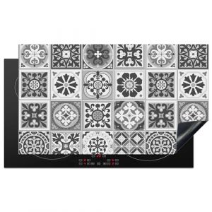 KitchenYeah© Protection Plaque Cuisson Deco Cuisine Cache Induction 91x52 cm Protège Pour Cuisiniere Protection Mosaïque - Noir - Blanc - Motif - Carrelage (KitchenYeah, neuf)