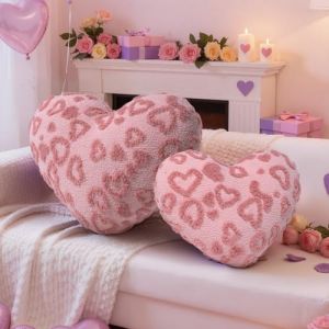Lanpn Lot de 2 Pi&egrave;ces Coussin en Forme de c&oelig;ur, Rose Coussin d&eacute;coratif en Forme de c&oelig;ur Coussins D&eacute;coration Canap&eacute; pour Saint Valentin Salon Chambre &agrave; Coucher Canap&eacute; Lit (Rose, 42x31cm et 36x27cm) (YINGYI TRADING, neuf)