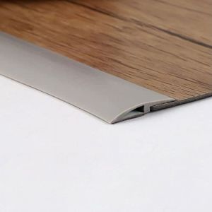 1M Rampe Seuil de Porte Adhesif Barre de Seuil Rattrapage PVC Bandes de Transition Sol Rampe de Seuil, Pente de Seuil Inf&eacute;rieure &agrave; 5MM, Gris(Deux C&ocirc;t&eacute;s Adh&eacute;sifs) (ZYDZ-eu, neuf)