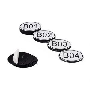 NanTun Lot de 50 étiquettes ovales blanches avec numéros de table – 30 mm x 50 mm en plastique ABS avec chiffres gravés – B01 à B50 (PlayCool, neuf)