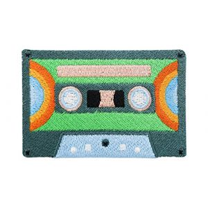 Finally Home Patch thermocollant - Cassette verte | Patchs r&eacute;tro, &eacute;cusson vintage, &eacute;cusson thermocollant Old School, &eacute;cusson de musique rock (Finally Home Shop, neuf)