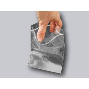 200 Sachet 160 x 220 mm fermeture zip Transparent Sachet fermeture zip 16 x 22 cm 50 &micro; sac plastique compatible alimentaire et cong&eacute;lation de marque UNIVERS GRAPHIQUE REF UGS14 sachet zip pour A5 (solutions-imprimerie, neuf)