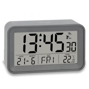 ADE Reveil Matin Radio pilotée | Horloge numérique | reveil de Voyage | Affichage de la température et Le Date | Joli boîtier Gris Mat | avec Pile (GRENDS GmbH – Great Brands & Trends, neuf)